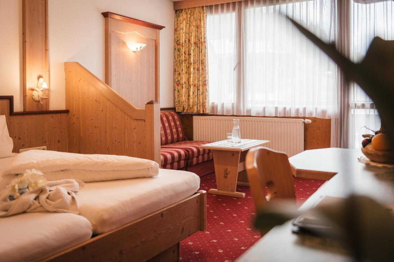 Hotel Sonneck 코센 외부 사진