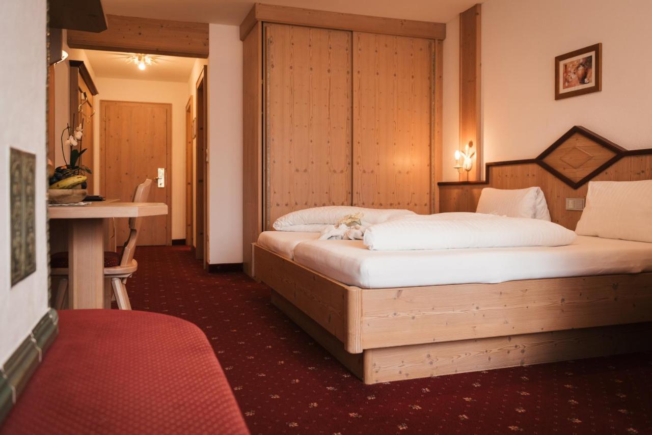 Hotel Sonneck 코센 외부 사진